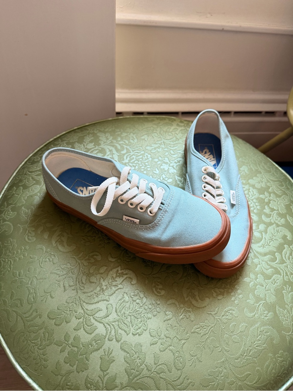 Vans Authentic Blue Surf Marshmallow with  Gum Outsole 7M 8.5W EUR 39